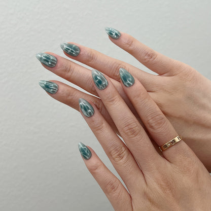 Aqua Mirage
